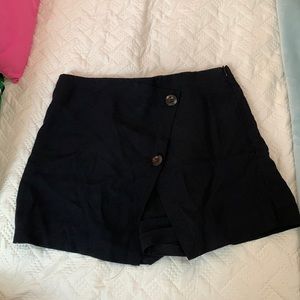Size L skort
